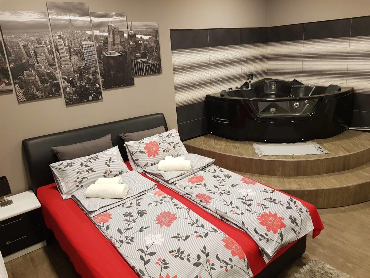 Ceca Apartman Ni Eksteriør bilde